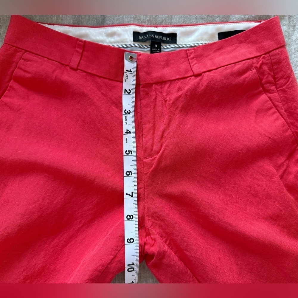 Banana Republic Red Capris - Picture 5 of 8